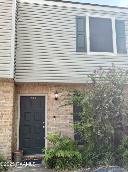 apt-704-100 Winchester Dr, Lafayette, LA, 70506-8401 | Card Image