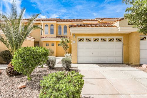 9285 Casa Christina Ln, Las Vegas, NV, 89147-6372 | Card Image