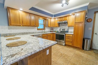 442 Notch Rd, House other with 4 bedrooms, 2 bathrooms and null parking in North Adams MA | Image 3