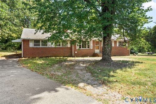 1566 Cumberland Rd, Farmville, VA, 23901-4034 | Card Image