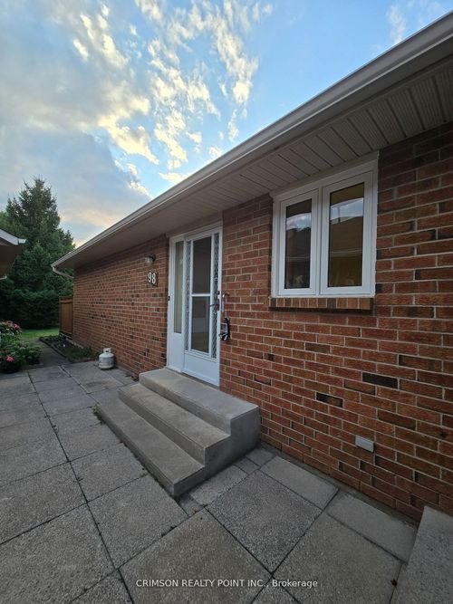98-122 Bunting Rd, Saint Catharines, ON, L2P3X7 | Card Image