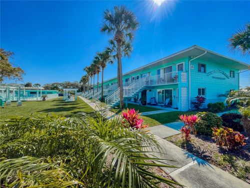 b06-541 S Peninsula Ave, NEW SMYRNA BEACH, FL, 32169-2956 | Card Image