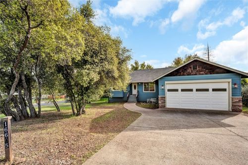 16605 Pinecrest Ct, Hidden Valley Lake, CA, 95467 | Card Image