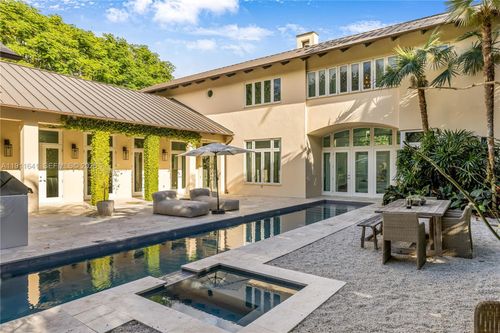 7370 Vistalmar St, Coral Gables, FL, 33143-6442 | Card Image