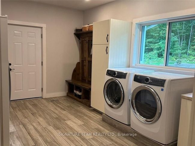 1555 Whitton Rd, House other with 3 bedrooms, 3 bathrooms and 6 parking in Horton ON | Image 12