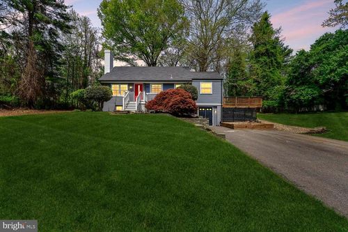 3105 Holiday Dr, BROOKEVILLE, MD, 20833-1707 | Card Image