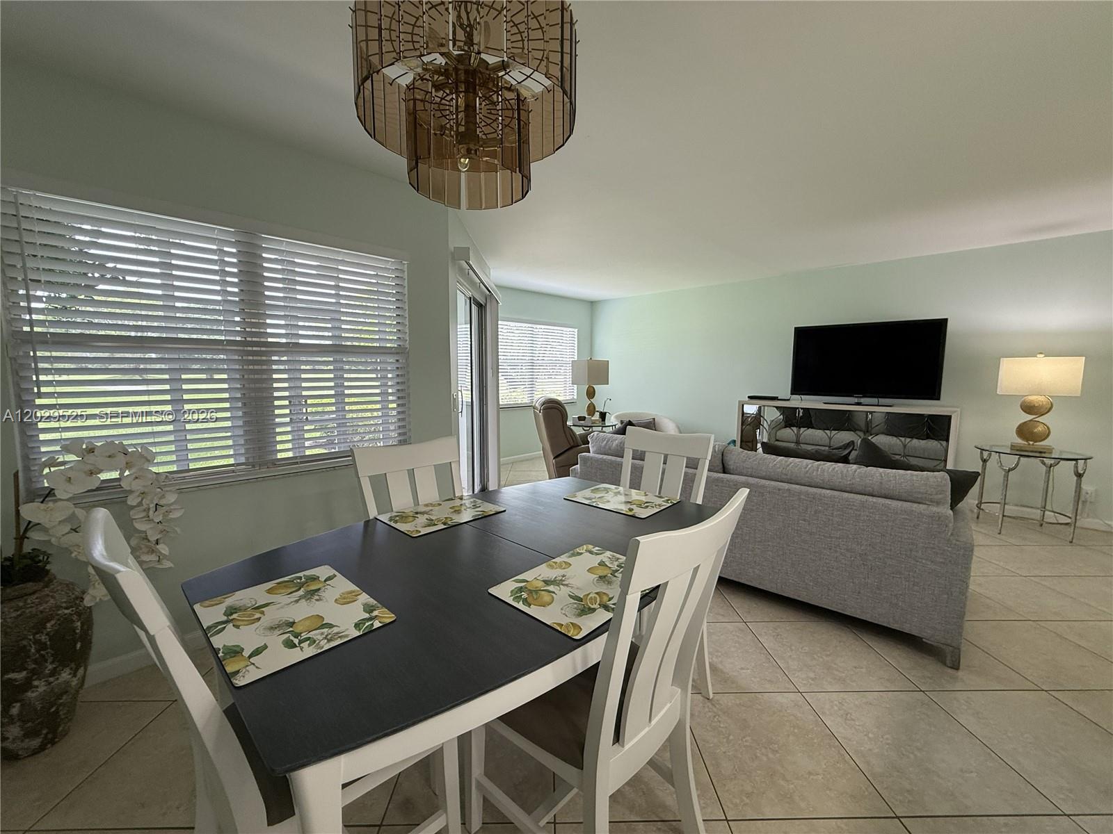 Residential in Pembroke Pines 3