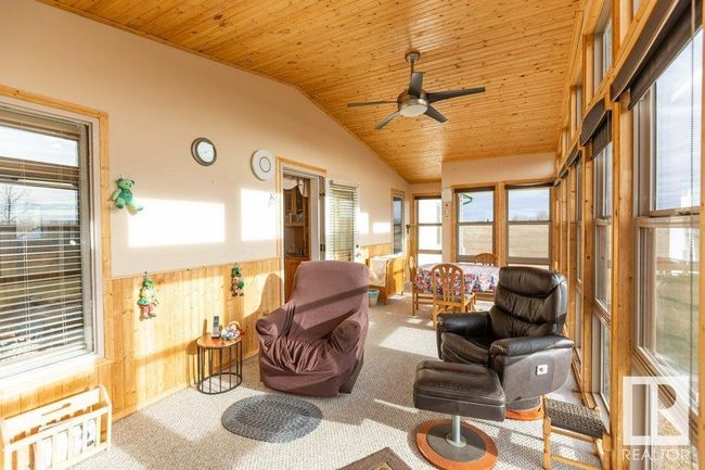 240048 Township Road 630, House other with 6 bedrooms, 4 bathrooms and null parking in Rochester AB | Image 30