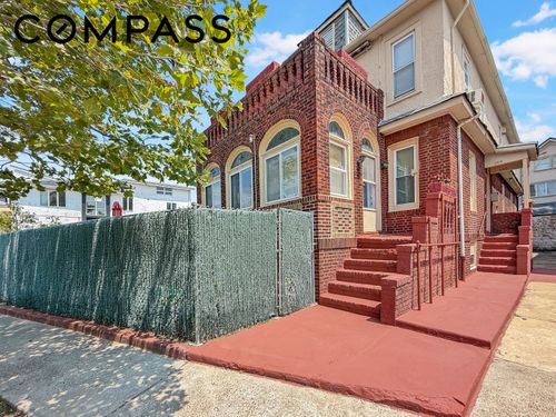 4019 Manhattan Avenue, New York City, NY, 11224 | Card Image