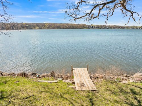 16876 255th Ave, Spirit Lake, IA, 51360-7007 | Card Image