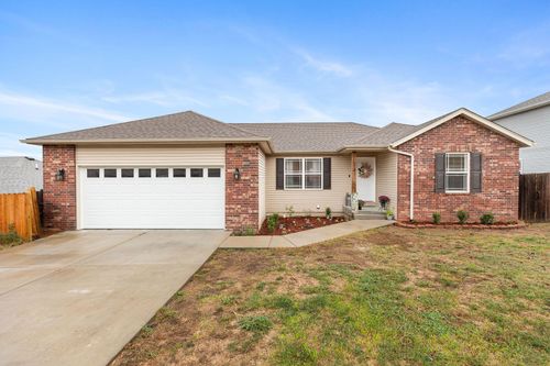 218 Windridge St, Branson, MO, 65616-7577 | Card Image