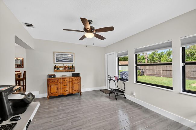 735 La Costa Way, House other with 3 bedrooms, 2 bathrooms and null parking in Lantana FL | Image 21