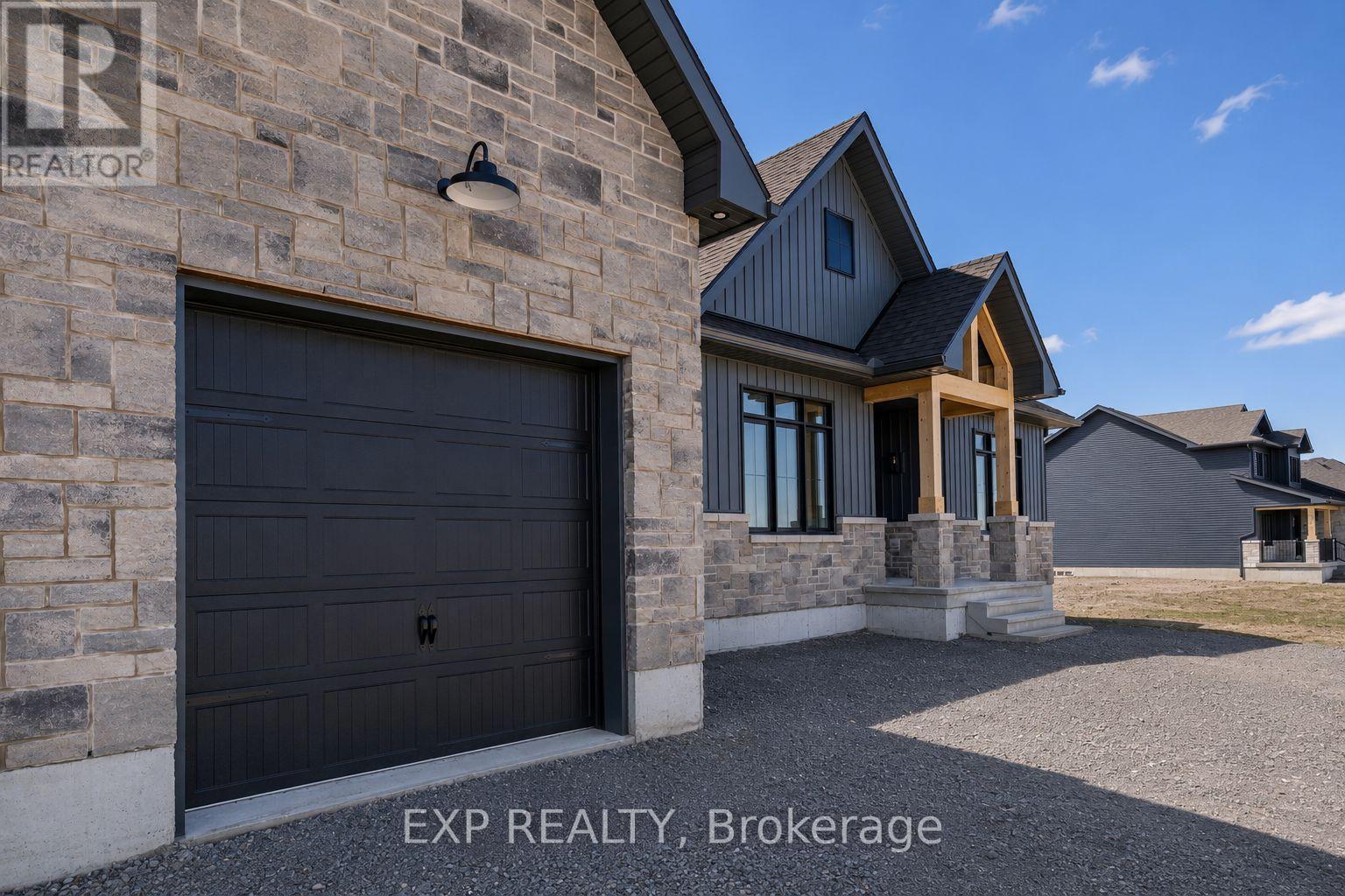 Residential in Drummond/North Elmsley 3
