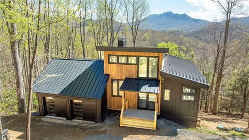 63 Two Hawks Ln, Linville, NC, 28646 | Card Image
