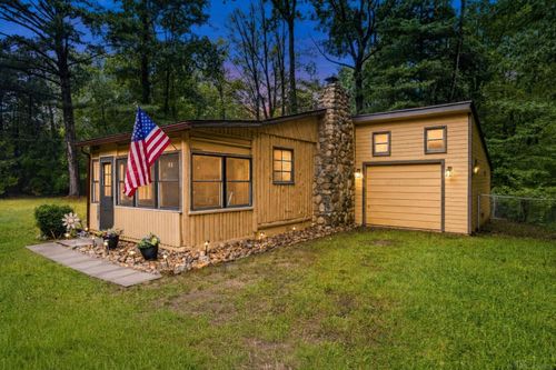 7275 Cottage Ln, Lexington, MI, 48450-9312 | Card Image
