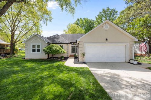 413 Nixon Rd, Belmont, NC, 28012-9576 | Card Image