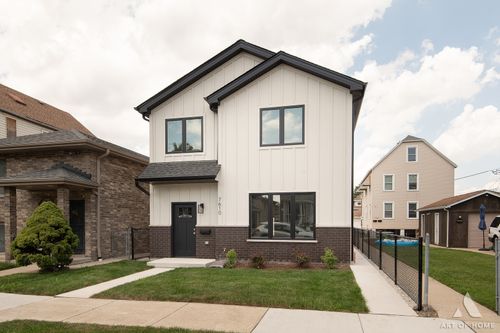 7610 W 60th Pl, Summit, IL, 60501-1511 | Card Image