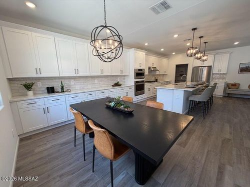 12106 N Shore Cliff Dr, Oro Valley, AZ, 85737 | Card Image