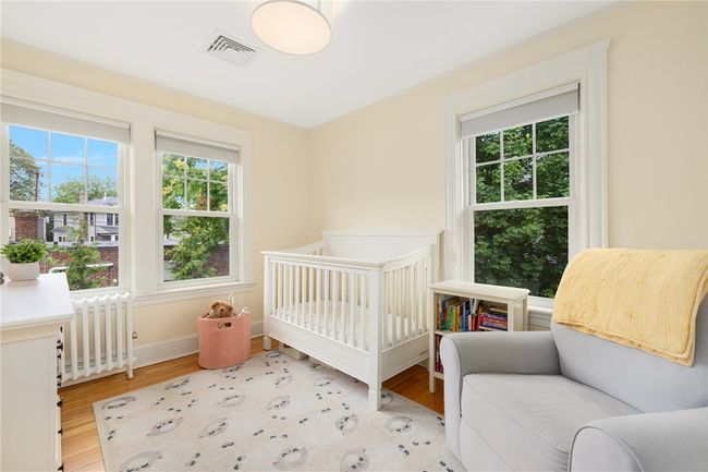 204 8 Th St, House other with 3 bedrooms, 2 bathrooms and 3 parking in Providence RI | Image 27