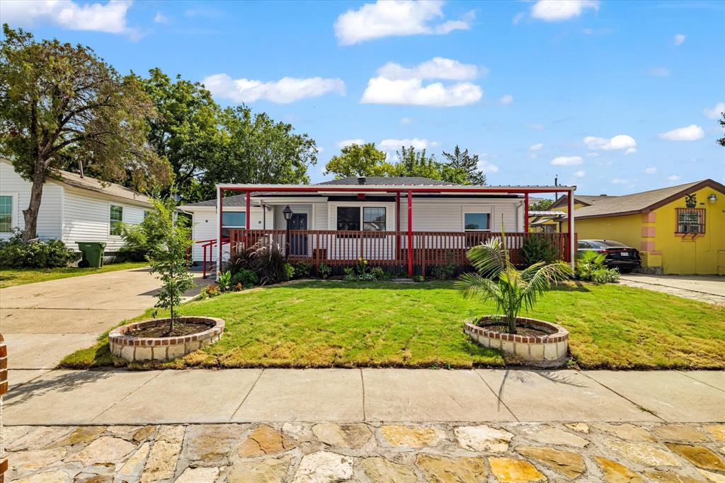 Sherwood Dr, Garland, TX 75041