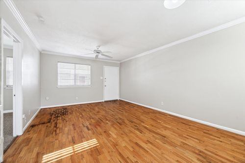 12-3618 Garrott St, Houston, TX, 77006-4482 | Card Image