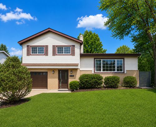 9144 Sycamore Dr, Hickory Hills, IL, 60457-1246 | Card Image