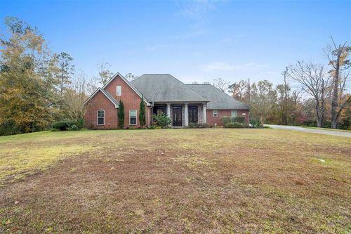 1663 S Woodland Forrest Dr, Lake Charles, LA, 70611-3745 | Card Image