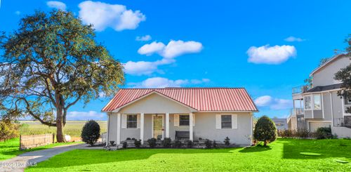 641 Shoreline Dr W, Sunset Beach, NC, 28468-4457 | Card Image