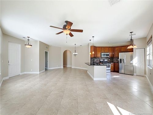 211 Sw Deleon Springs Dr, Port Saint Lucie, FL, 34986-1917 | Card Image