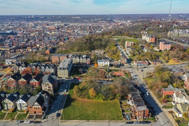 1948 Bigelow St, House other with 3 bedrooms, 3 bathrooms and null parking in Cincinnati OH | Image 14