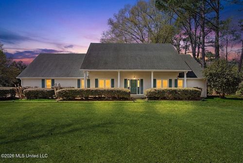 691 Green T Lk W, Hernando, MS, 38632-4540 | Card Image