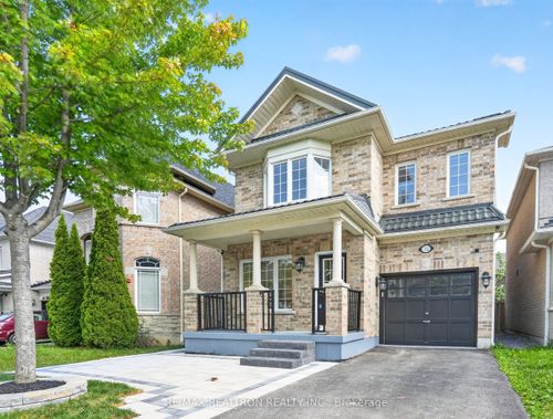 32 Whitlock Cres, Ajax, ON, L1Z2B2 | Card Image
