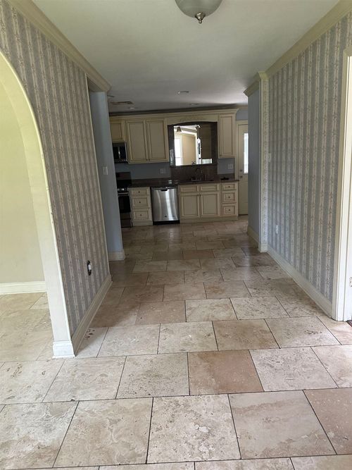 5 Texas Ave, Houma, LA, 70360-7327 | Card Image