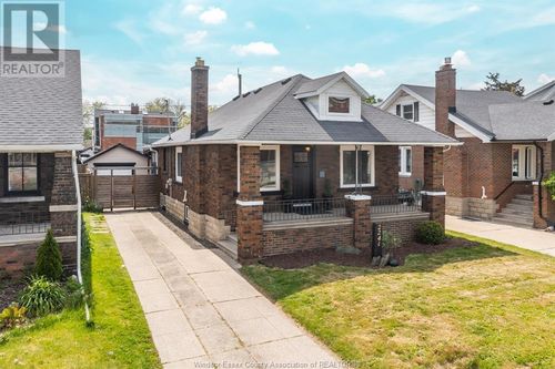 2241 Windermere Rd, Windsor, ON, N8W2S7 | Card Image
