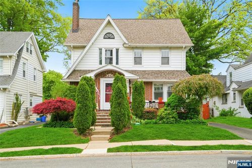 351 Griggs Ave, Teaneck, NJ, 07666-3101 | Card Image