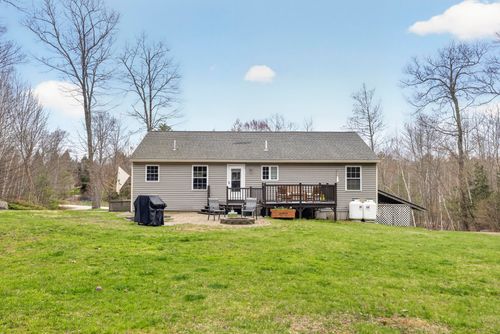40 Rustic Way, New Gloucester, ME, 04260 | Card Image