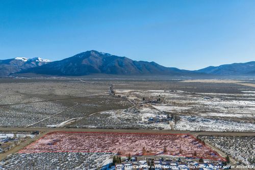 86 Comanche Rd, El Prado, NM, 87529-7416 | Card Image