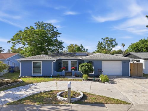 3226 Fairmount Drive, HOLIDAY, FL, 34691 | Card Image