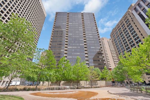 1204-1200 Main St, Dallas, TX, 75202-4304 | Card Image