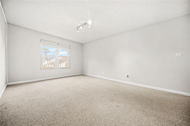 23 Chelsea Ct, Condo with 2 bedrooms, 2 bathrooms and 2 parking in Avondale Estates GA | Image 21