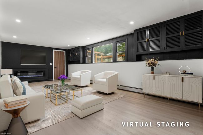 4 Hill Farm Rd, House other with 4 bedrooms, 3 bathrooms and 3 parking in Bloomfield CT | Image 9