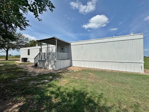 2478 Hintz Rd, Sealy, TX, 77474-2247 | Card Image