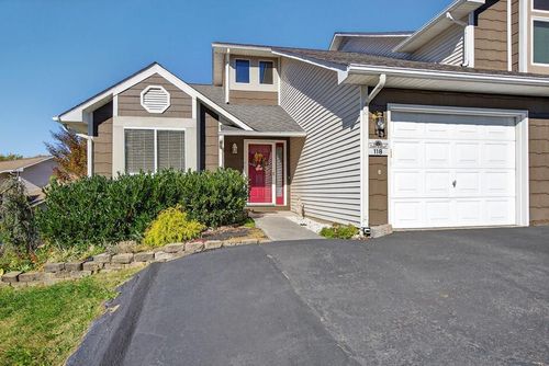 118 Timberbrook Dr, Bristol, VA, 24201-3083 | Card Image