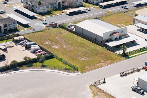 914 E Big Horn Drive, Edinburg, TX, 78542 | Card Image