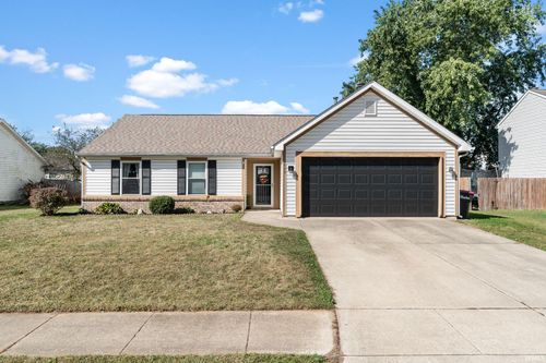 660 Harrison Cir, Dayton, IN, 47941-8010 | Card Image