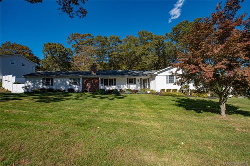 3 Walnut Rd, Rocky Point, NY, 11778 | Card Image