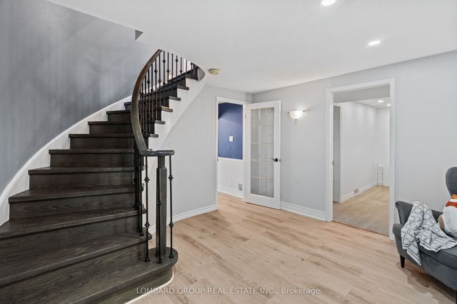 10 Whitmore Crt, House other with 6 bedrooms, 5 bathrooms and 5 parking in Brampton ON | Image 36