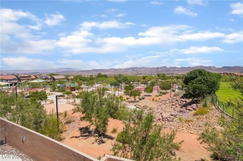 1152 Highbury Grove St, Henderson, NV, 89002-3379 | Card Image