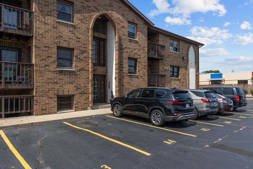 unit-4a-1161 Gillingham Road, NEENAH, WI, 54956 | Card Image