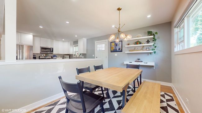 3855 Hull St, House other with 3 bedrooms, 3 bathrooms and 3 parking in Skokie IL | Image 7